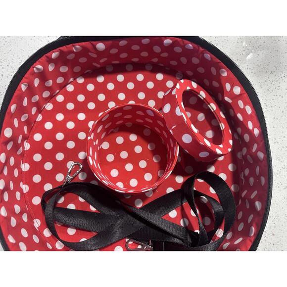 Minnie Mouse Themed Polka Dot Crossbody Bag with Mirror and Strap - Picture 3 of 7